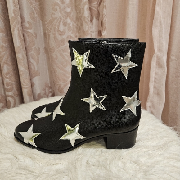 MCLC - Black Stars Booties - BRAND NEW - Size: 10 Retail $100 - Picture 3 of 6